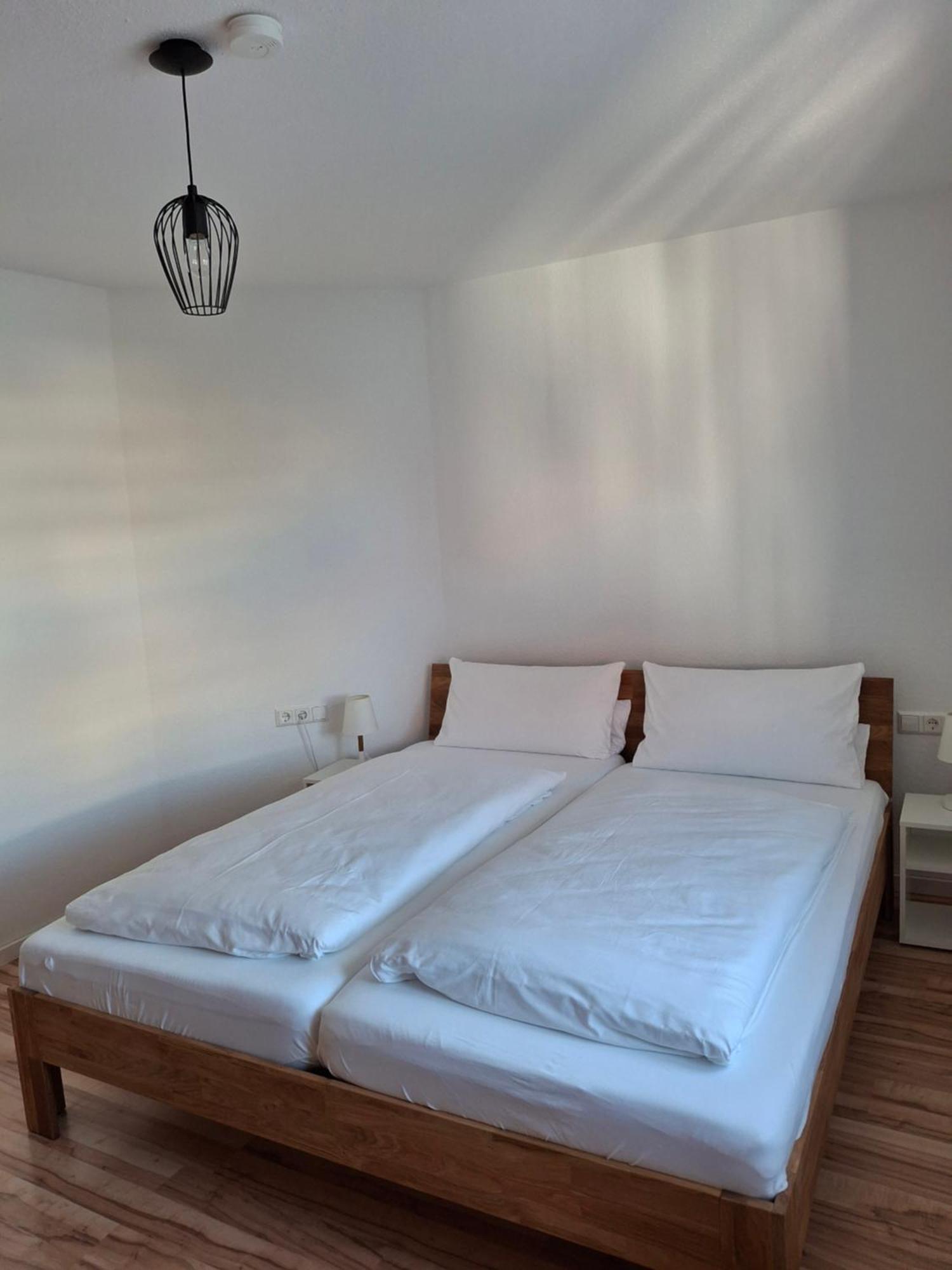 Schoene Wohnung Mit Balkon Щоках Екстериор снимка