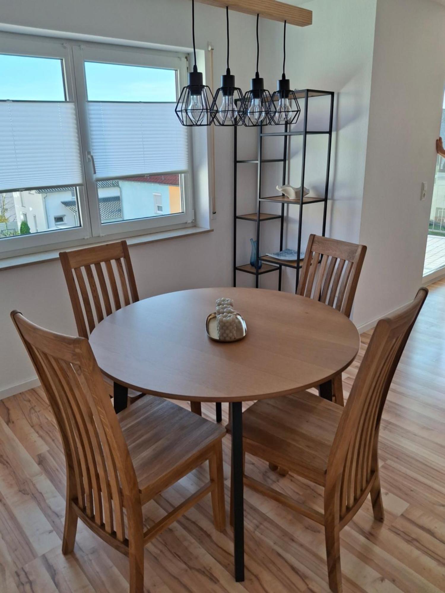 Schoene Wohnung Mit Balkon Щоках Екстериор снимка
