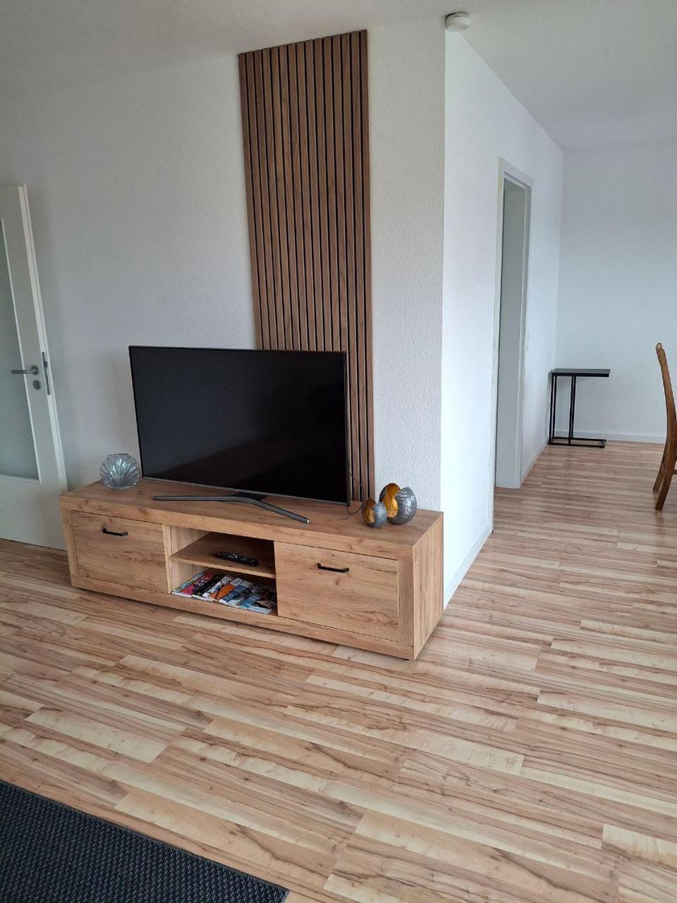 Schoene Wohnung Mit Balkon Щоках Екстериор снимка